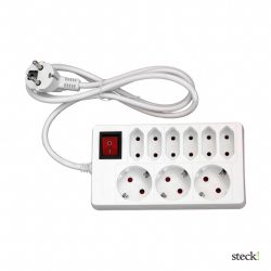   steck! 3 földelt – 6 euro KOMBINÁLT elosztó főkapcsolóval